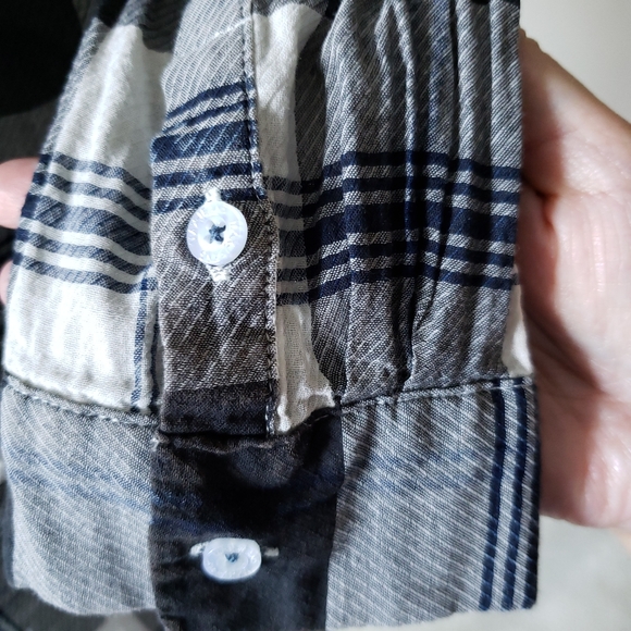 Max Jeans Large Black and White Lightweight Shirt Plaid Ruffled Sleeves - Picture 4 of 8